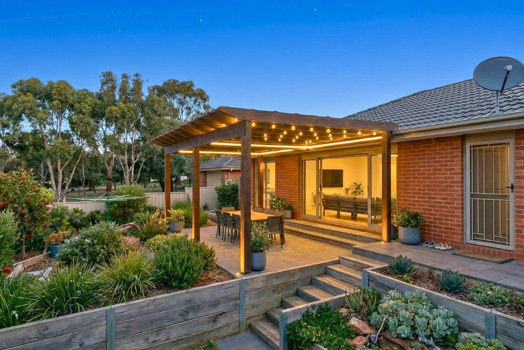 Top 12 Pergola Shade Ideas for a Cool and Stylish Outdoor Space